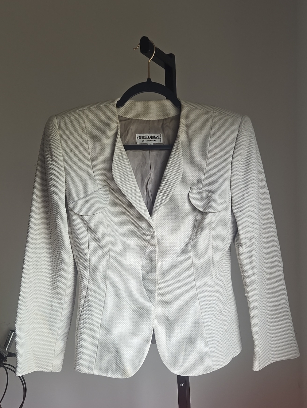 Giorgio Armani Cream Textured Notch-Collar Blazer Size:4